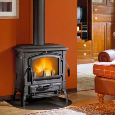 Italian cast iron wood burning stove La Nordica Isetta con cerchi EVO 4.0, 7.3kW - Product Comparison