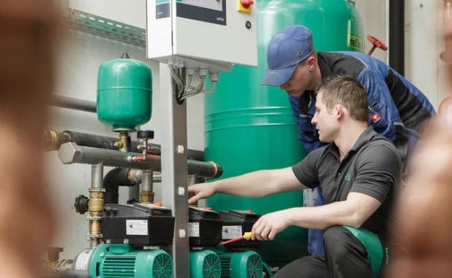 Circulation pumps for water